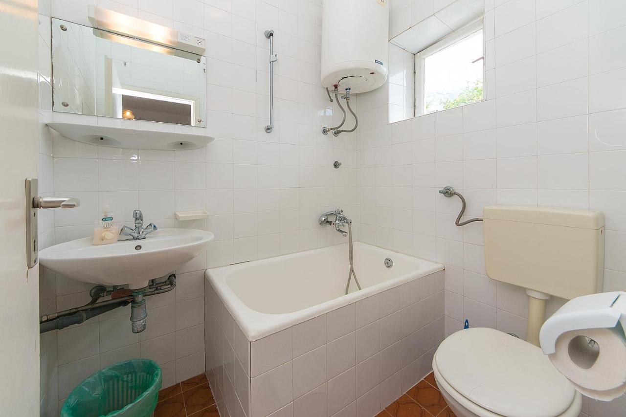 Apartments With A Parking Space Baska Voda, Makarska - 6773 Εξωτερικό φωτογραφία