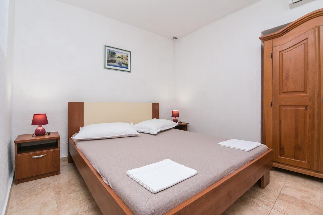 Apartments With A Parking Space Baska Voda, Makarska - 6773 Εξωτερικό φωτογραφία