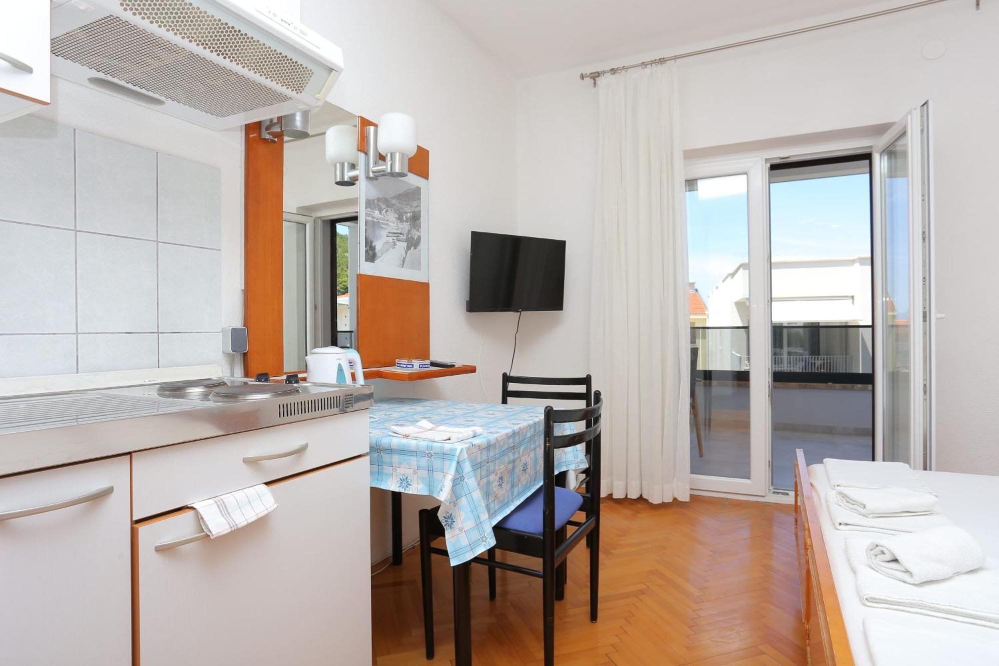 Apartments With A Parking Space Baska Voda, Makarska - 6773 Εξωτερικό φωτογραφία